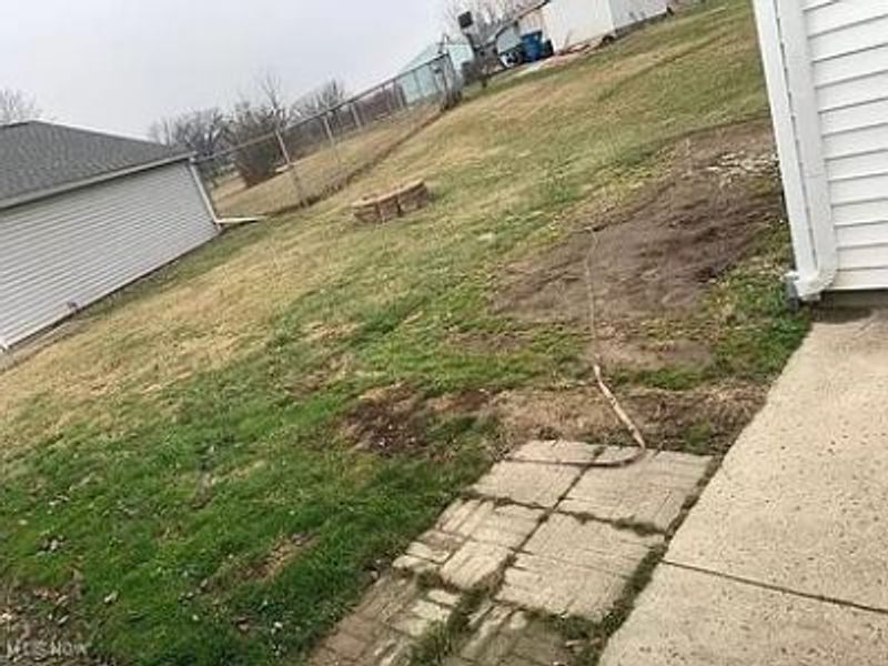 140 Crystal Court, Bellevue, OH 44811 Photo 26