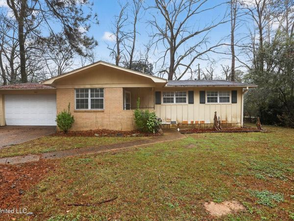 945 Valencia Street, Jackson, MS 39204