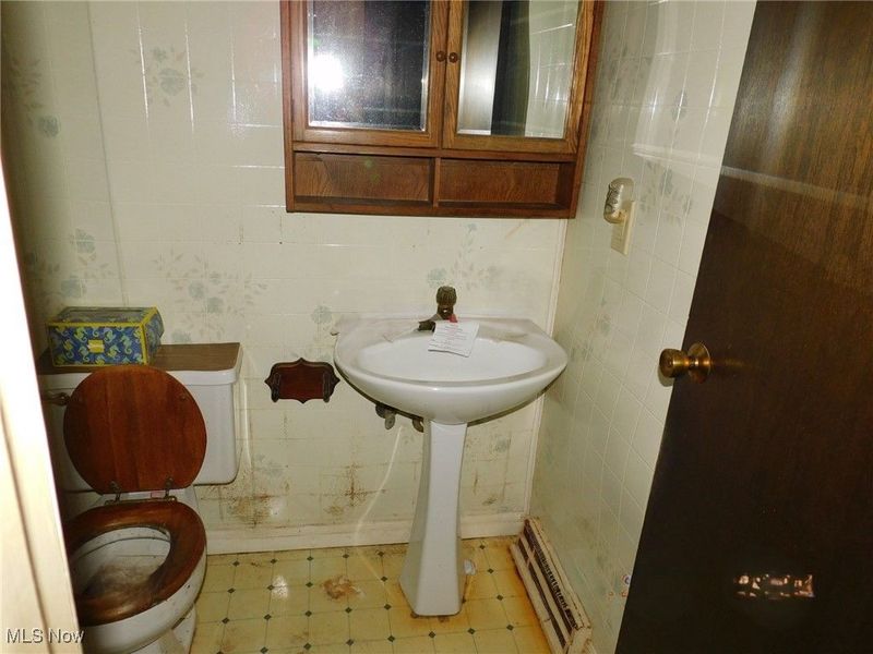 15648 Elmwood Street, Middlefield, OH 44062 Photo 7