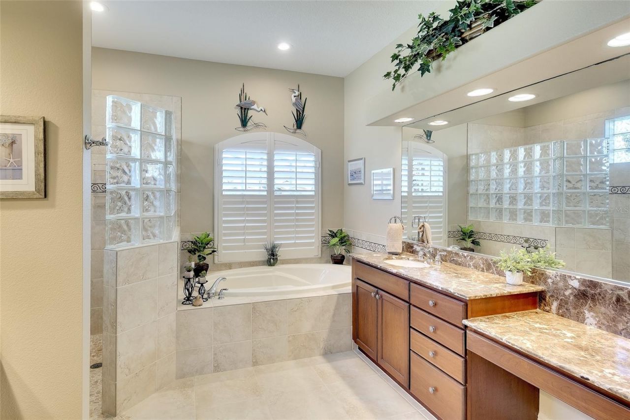 11809 Oak Ridge Drive, Parrish, FL 34219 Photo