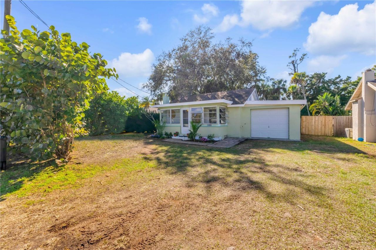 2520 Belmont Avenue, New Smyrna Beach, FL 32168 Photo