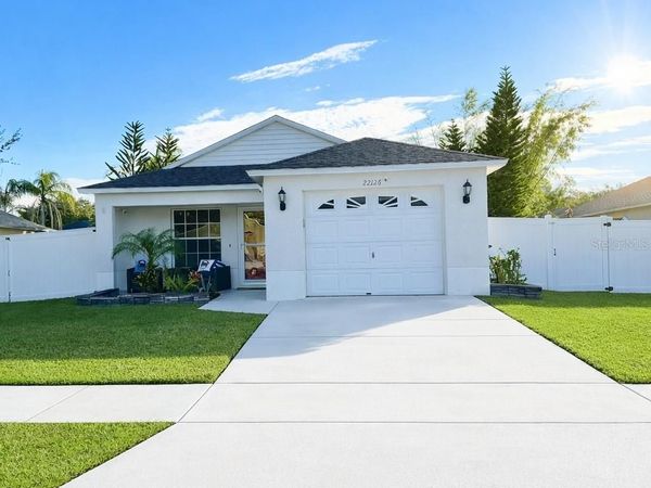 22126 BREAKER POINT LANE, LAND O LAKES, FL 34639