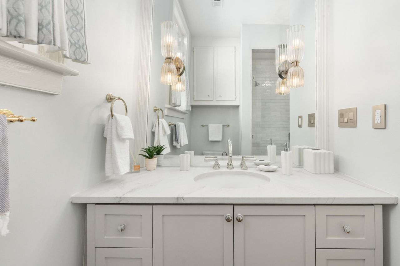 46 Church Street Photo 15