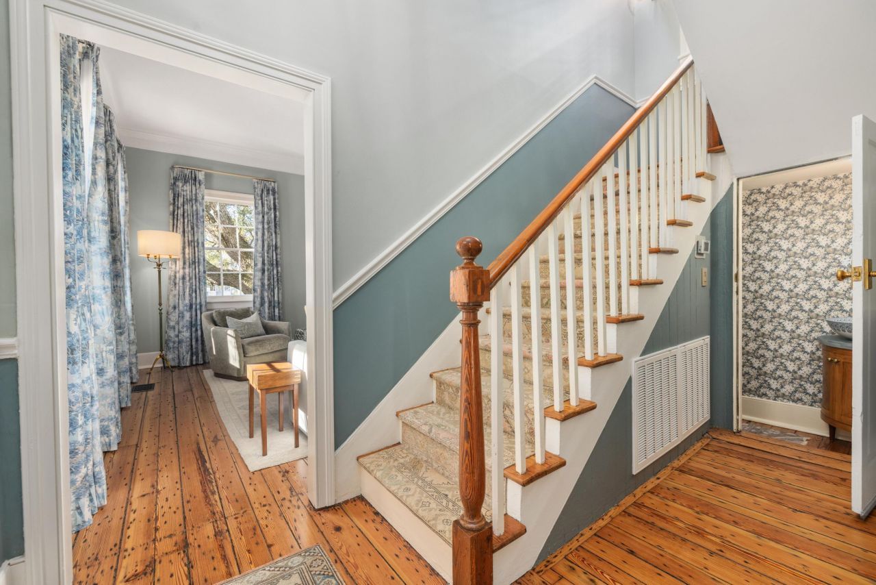 46 Church Street Photo 6