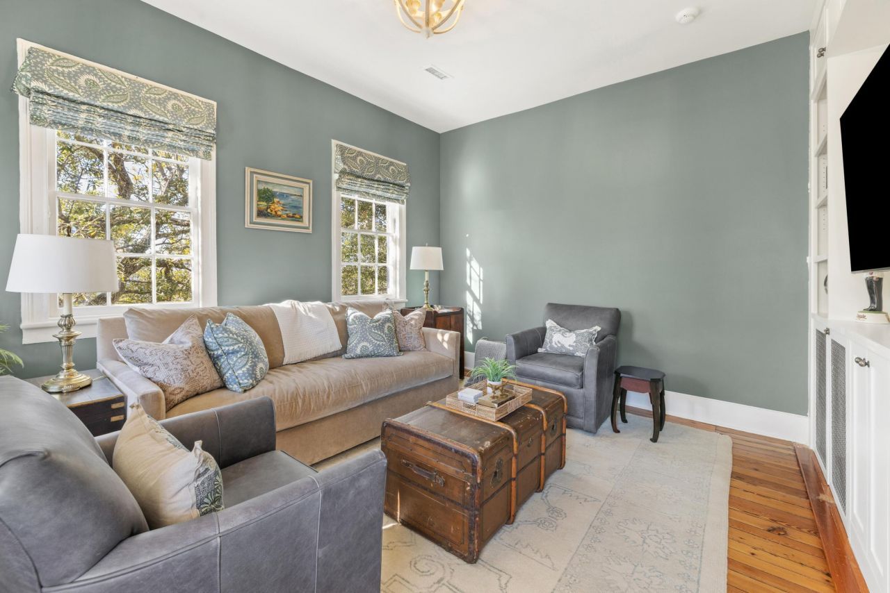 46 Church Street Photo 8