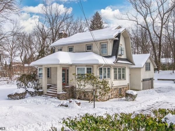 63 Crane Rd, Mountain Lakes, NJ 07046
