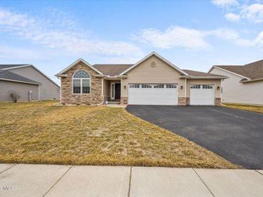 1015 Plumcreek Road, Toledo, OH 43615