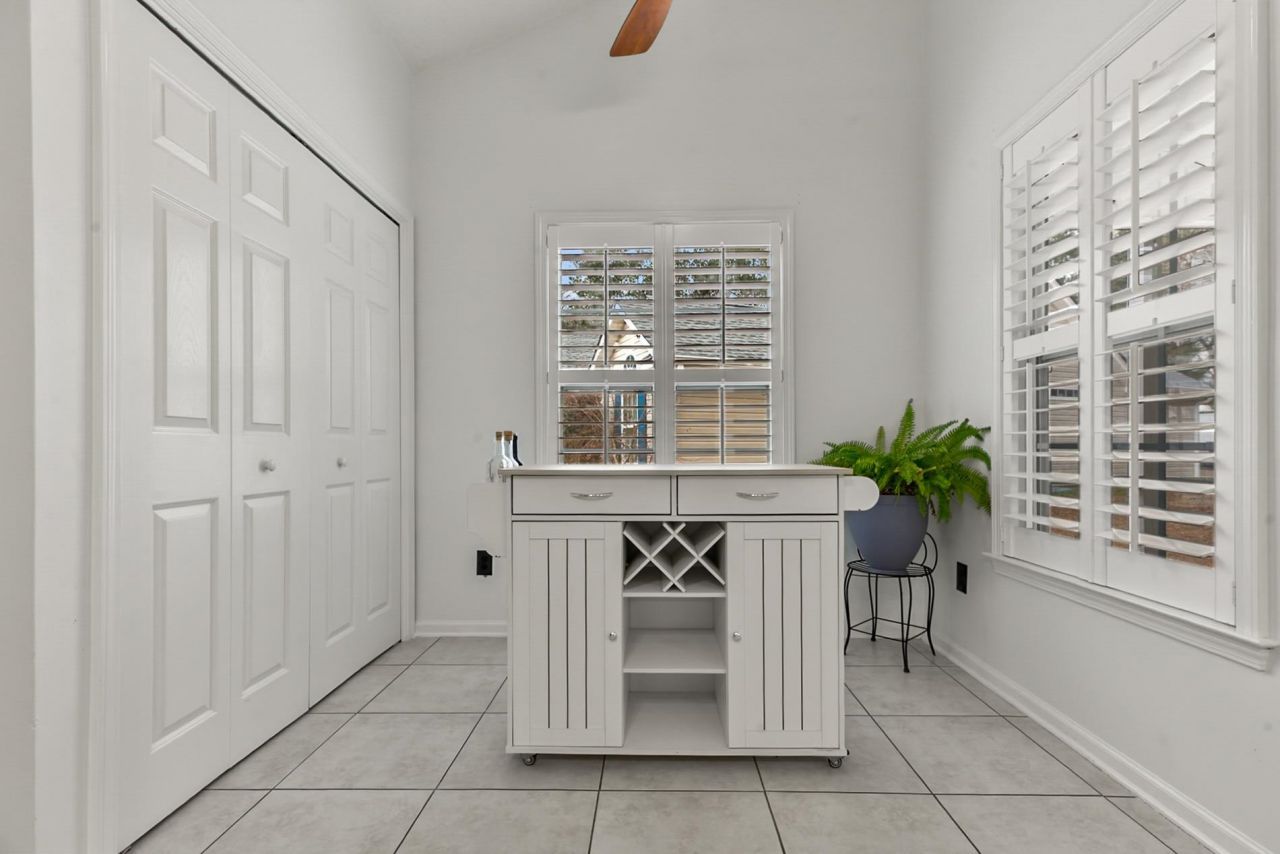 180 Clovis Circle Photo 17