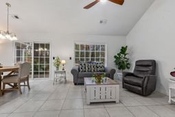 180 Clovis Circle photo 4