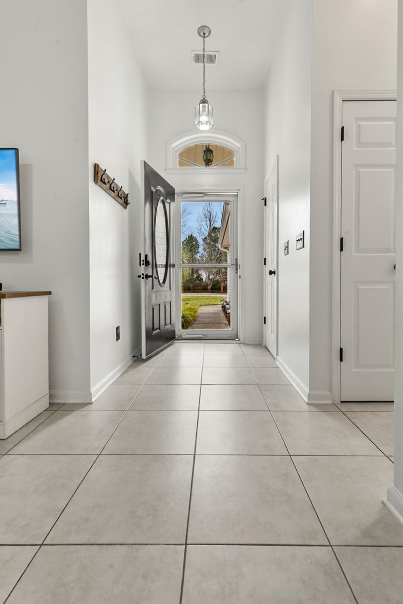 180 Clovis Circle Photo 8