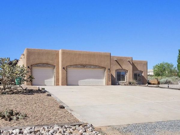 7000 Vatapa Road NE, Rio Rancho, NM 87144