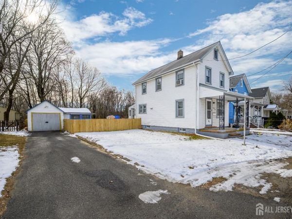 43 Pergola Avenue, Keasbey, NJ 08832