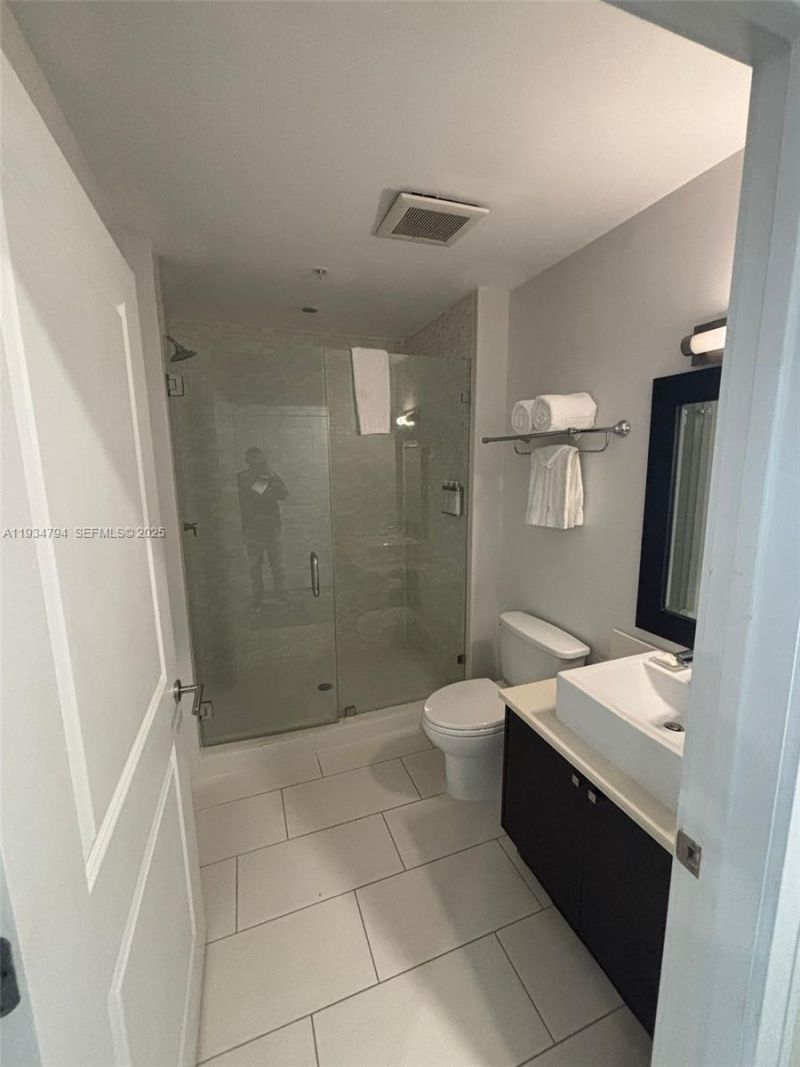 5300 NW 87th Ave, Unit 913, Doral, FL 33178 Photo