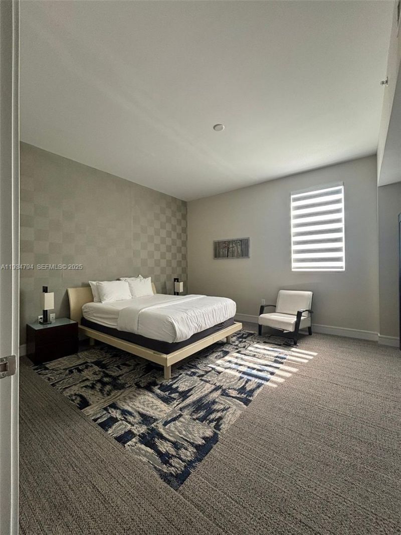 5300 NW 87th Ave, Unit 913, Doral, FL 33178 Photo