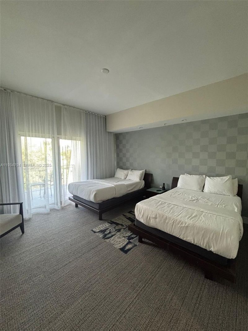 5300 NW 87th Ave, Unit 913, Doral, FL 33178 Photo