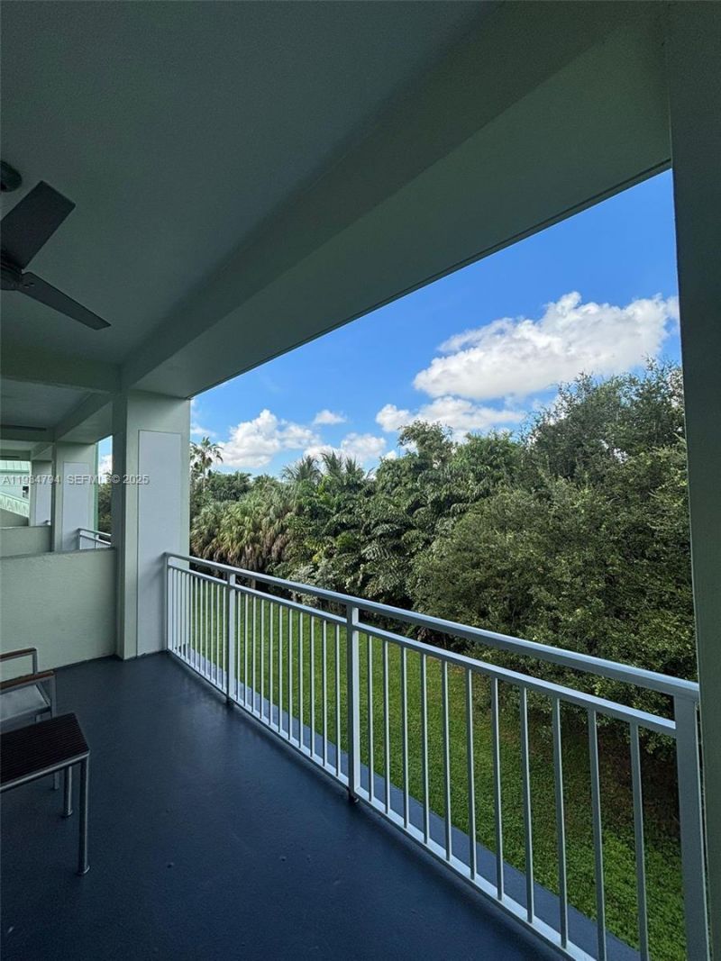5300 NW 87th Ave, Unit 913, Doral, FL 33178 Photo