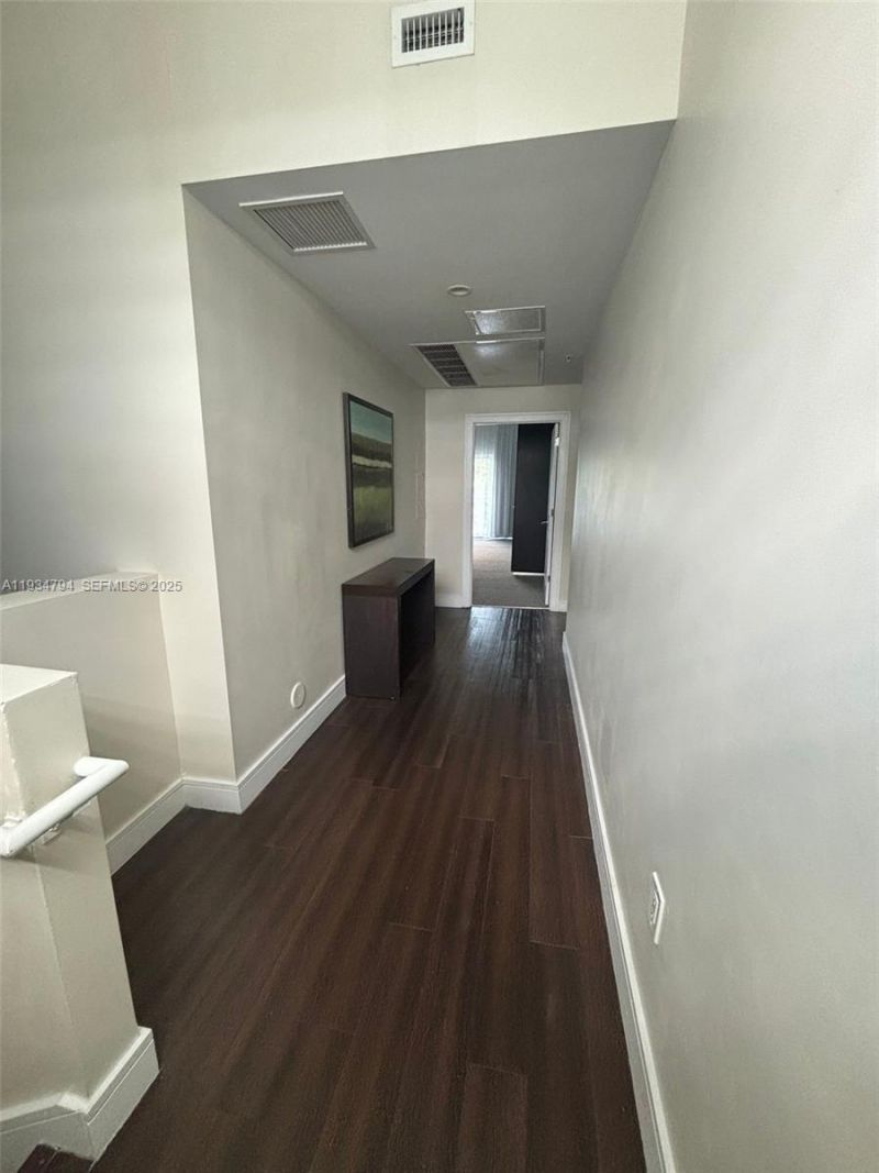 5300 NW 87th Ave, Unit 913, Doral, FL 33178 Photo