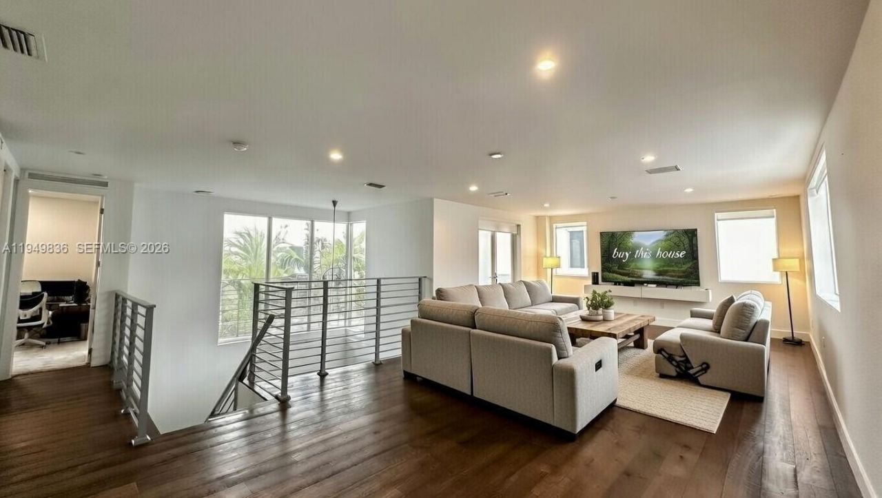 10054 NW 76th Ter , Doral, FL 33178 Photo