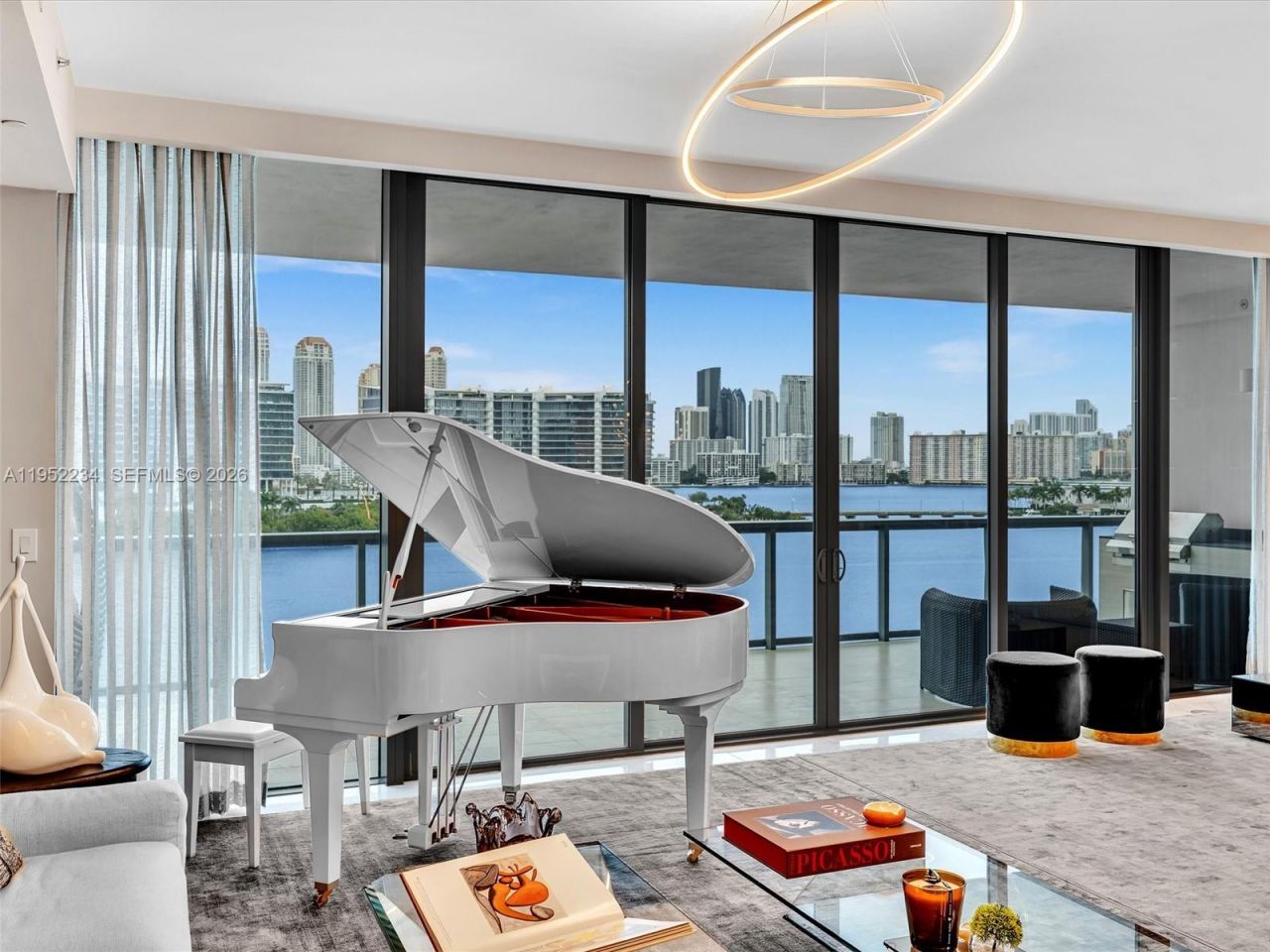 3300 NE 188th St, Unit 718, Aventura, FL 33180 Photo