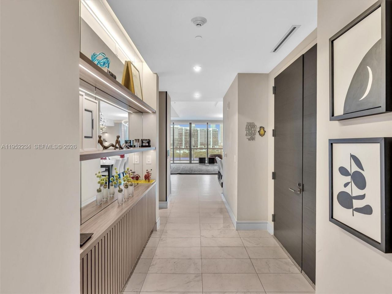 3300 NE 188th St, Unit 718, Aventura, FL 33180 Photo