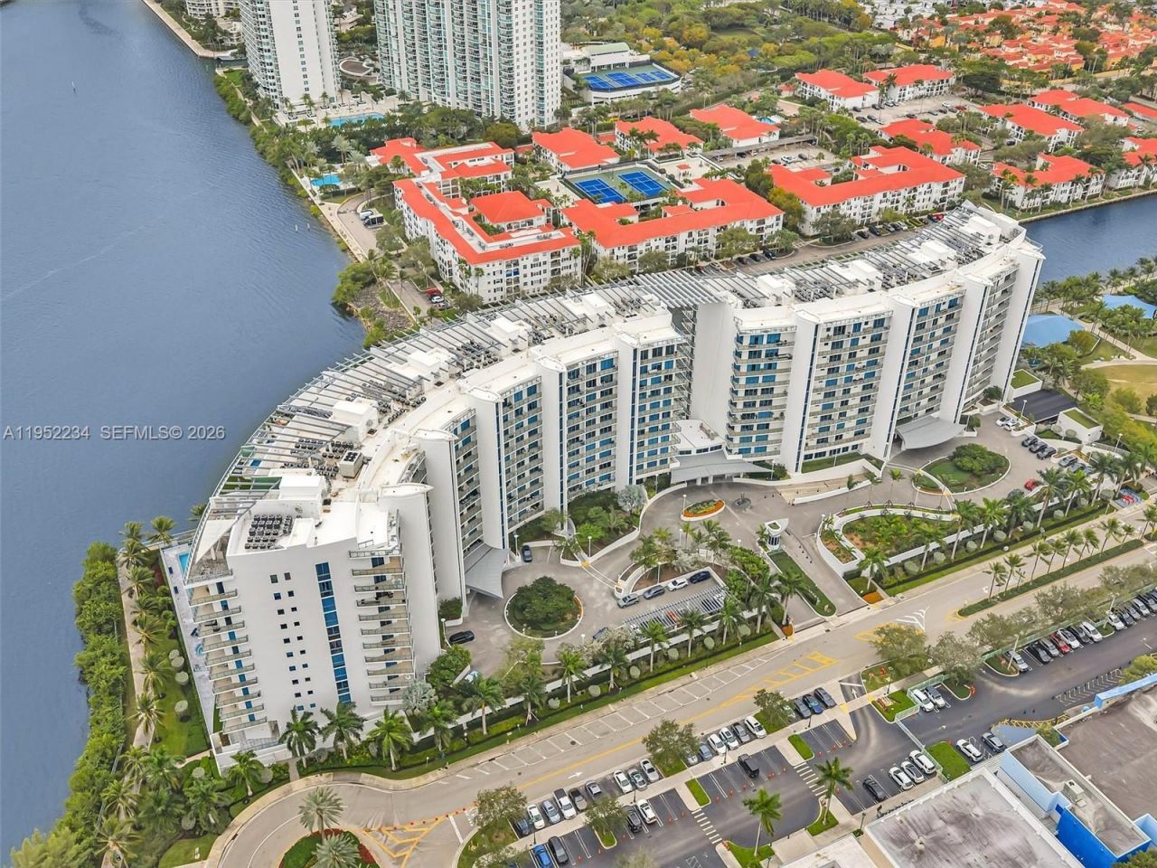 3300 NE 188th St, Unit 718, Aventura, FL 33180 Photo