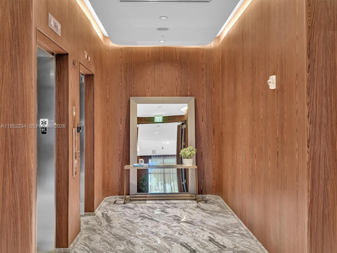 3300 NE 188th St, Unit 718, Aventura, FL 33180 Photo