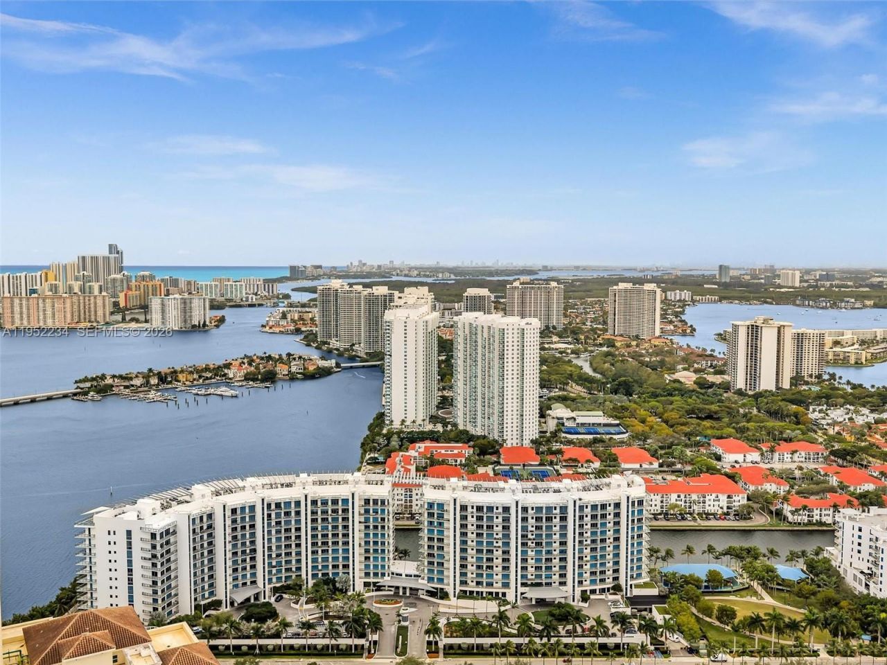 3300 NE 188th St, Unit 718, Aventura, FL 33180 Photo