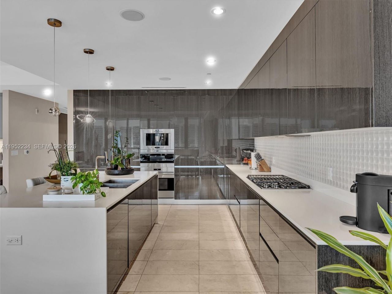 3300 NE 188th St, Unit 718, Aventura, FL 33180 Photo