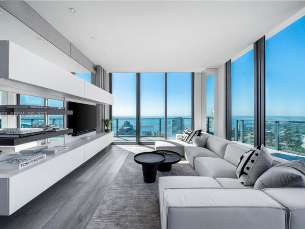 1300 S Miami Ave, Unit UPH4, Miami, FL 33130