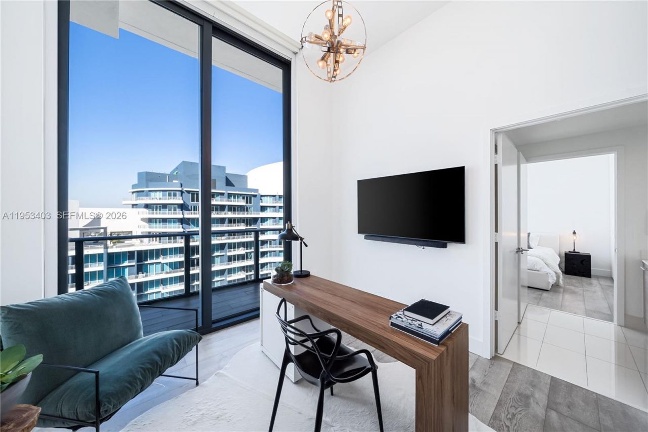 1300 S Miami Ave, Unit UPH4, Miami, FL 33130 Photo