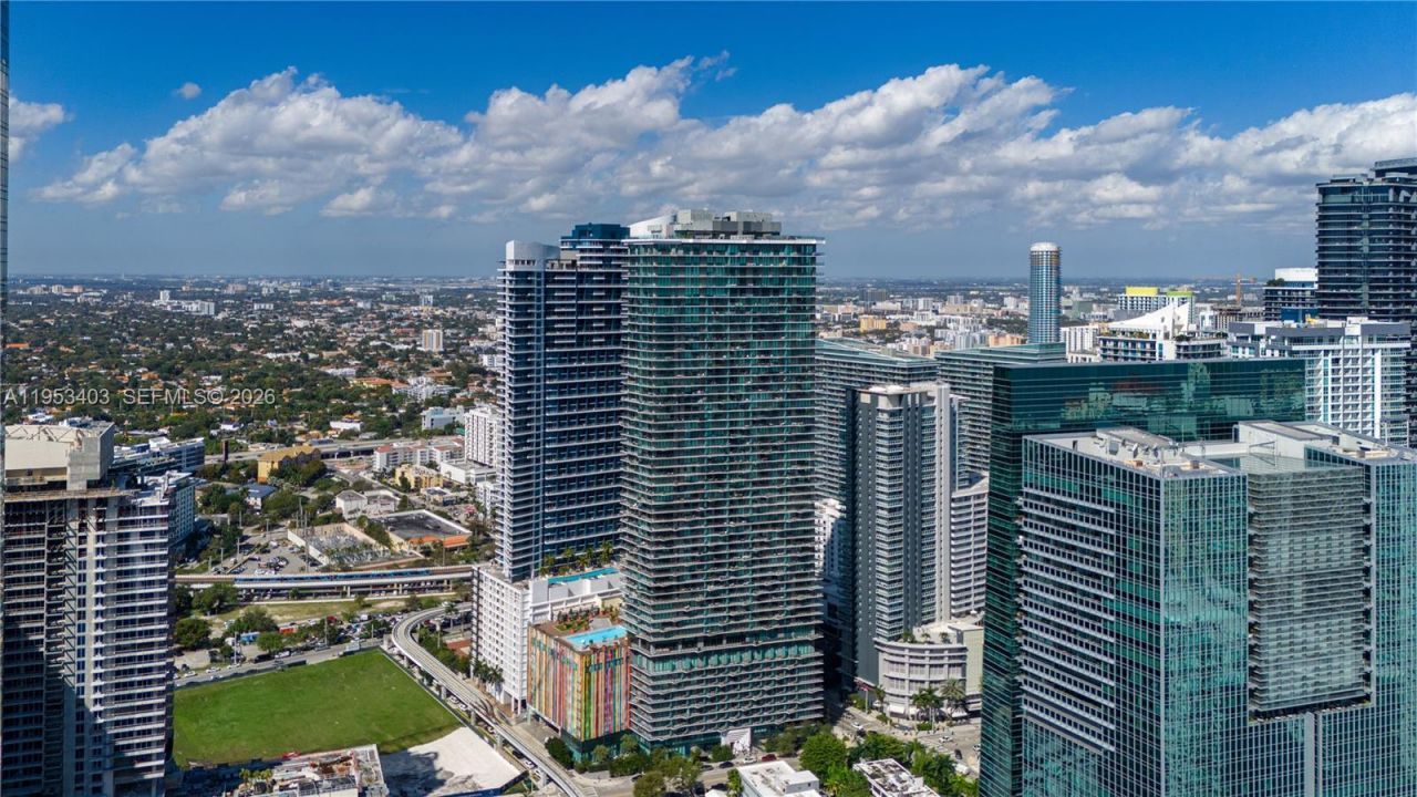 1300 S Miami Ave, Unit UPH4, Miami, FL 33130 Photo