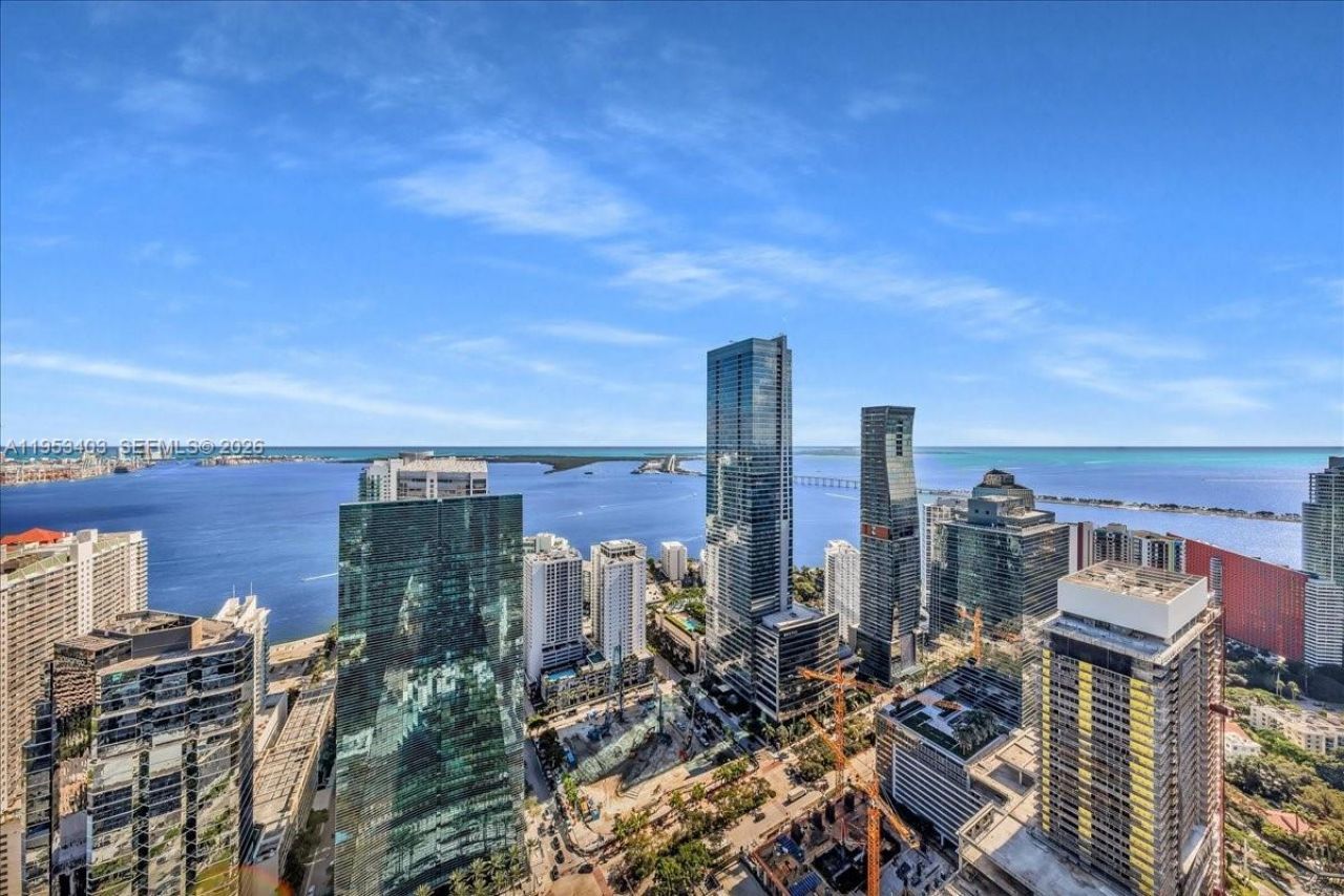 1300 S Miami Ave, Unit UPH4, Miami, FL 33130 Photo