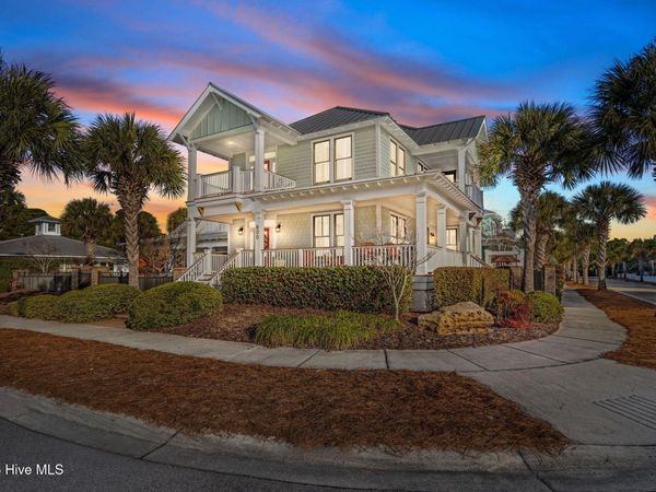 800 North Carolina Avenue, Carolina Beach, NC 28428