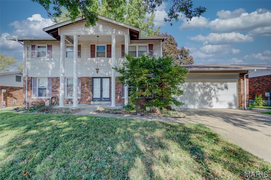 3901 Rue De Renard, Saint Louis, MO 63034 Main Photo