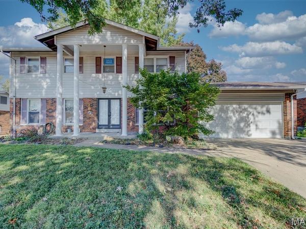 3901 Rue De Renard, St Louis, MO 63034