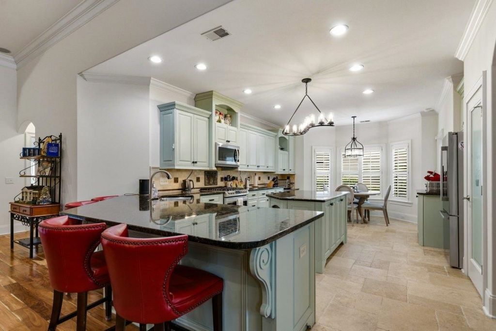 211 Chamberlin Rd. Photo 11