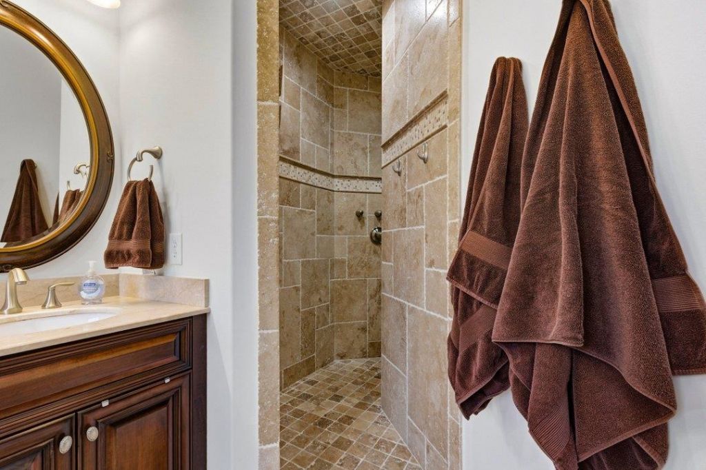 211 Chamberlin Rd. Photo 20