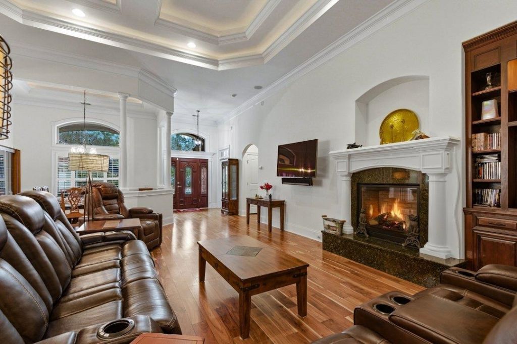 211 Chamberlin Rd. Photo 4