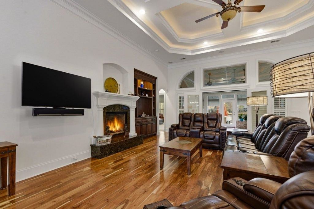 211 Chamberlin Rd. Photo 9