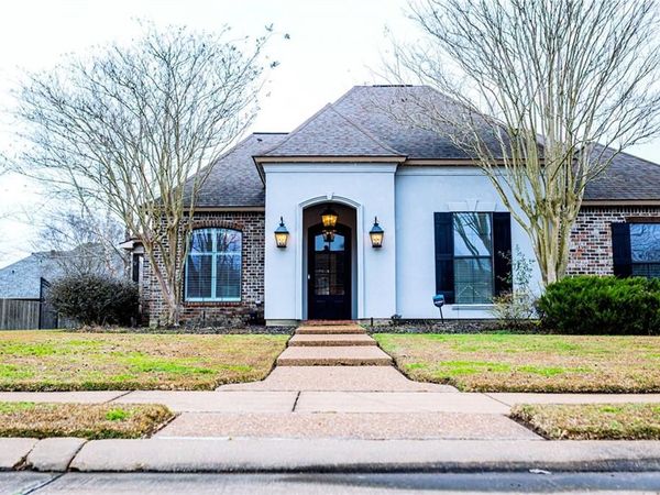 217 WEST LAUREN Drive, Alexandria, LA 71303