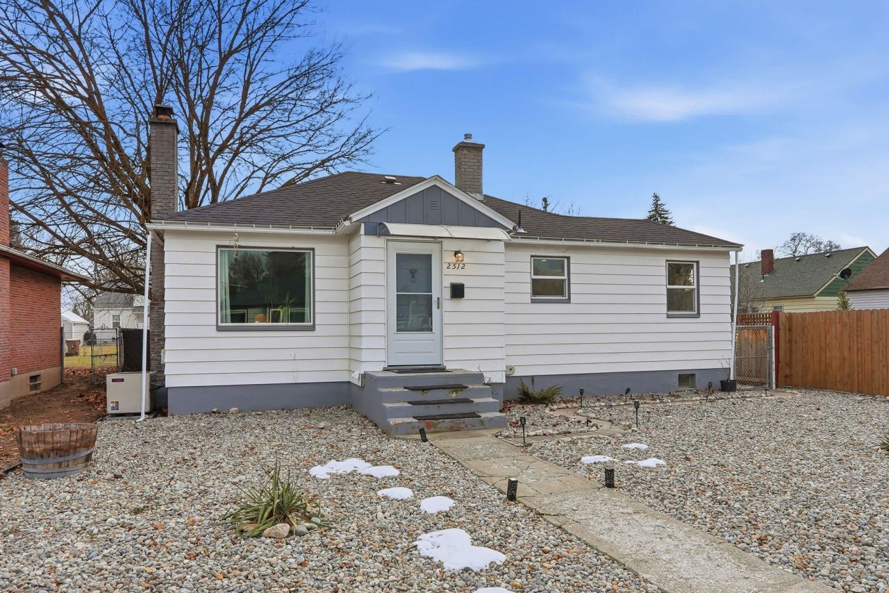 2512 E Columbia Ave, Spokane, WA 99208 Main Photo