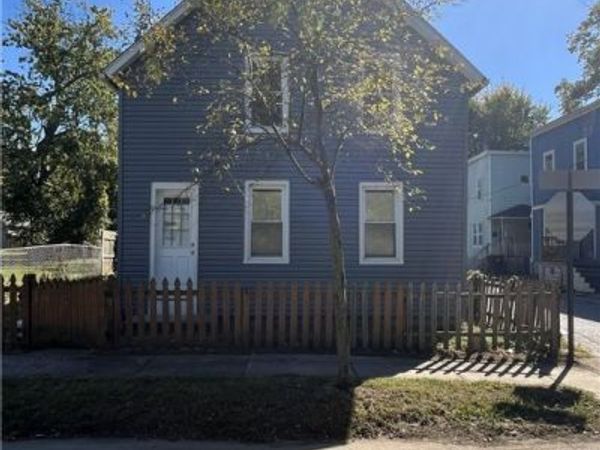 7815 Eve Avenue, Cleveland, OH 44102