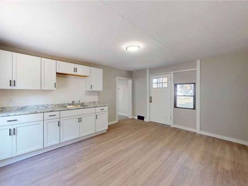 7815 Eve Avenue, Cleveland, OH 44102 Photo 10