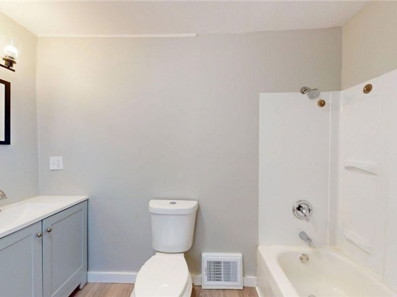 7815 Eve Avenue, Cleveland, OH 44102 Photo 15