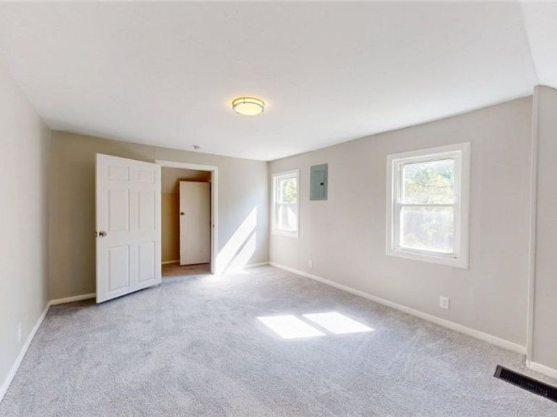 7815 Eve Avenue, Cleveland, OH 44102 Photo 33