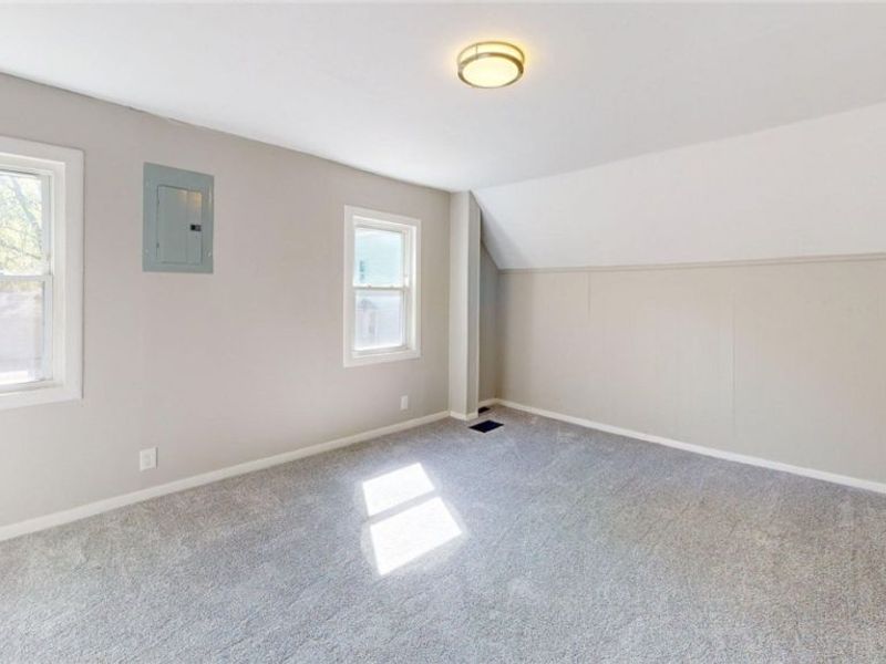 7815 Eve Avenue, Cleveland, OH 44102 Photo 35