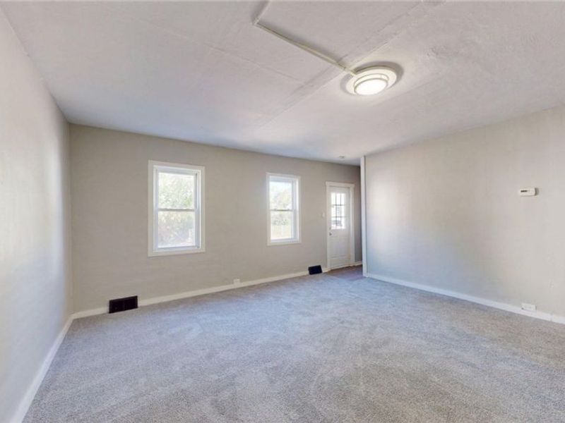 7815 Eve Avenue, Cleveland, OH 44102 Photo 8