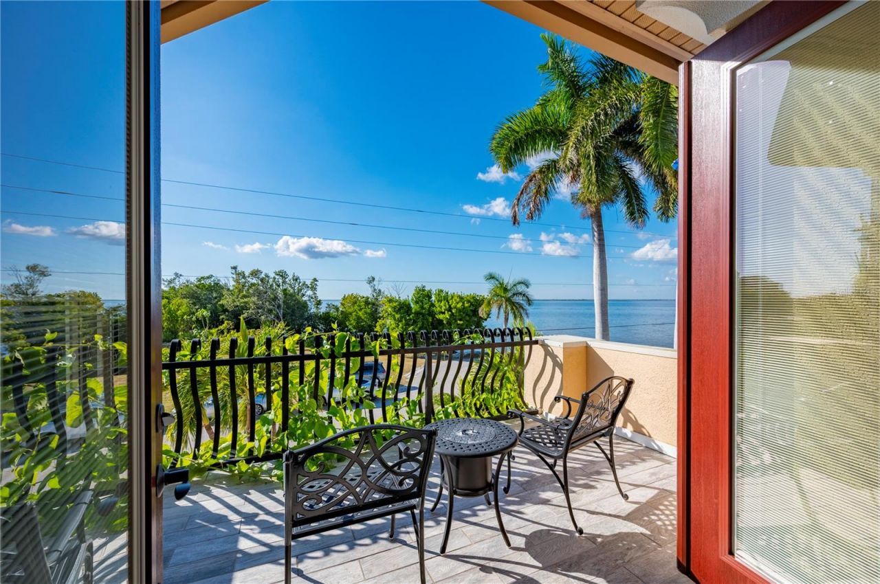 48 Colony Point Drive, Punta Gorda, FL 33950 Photo