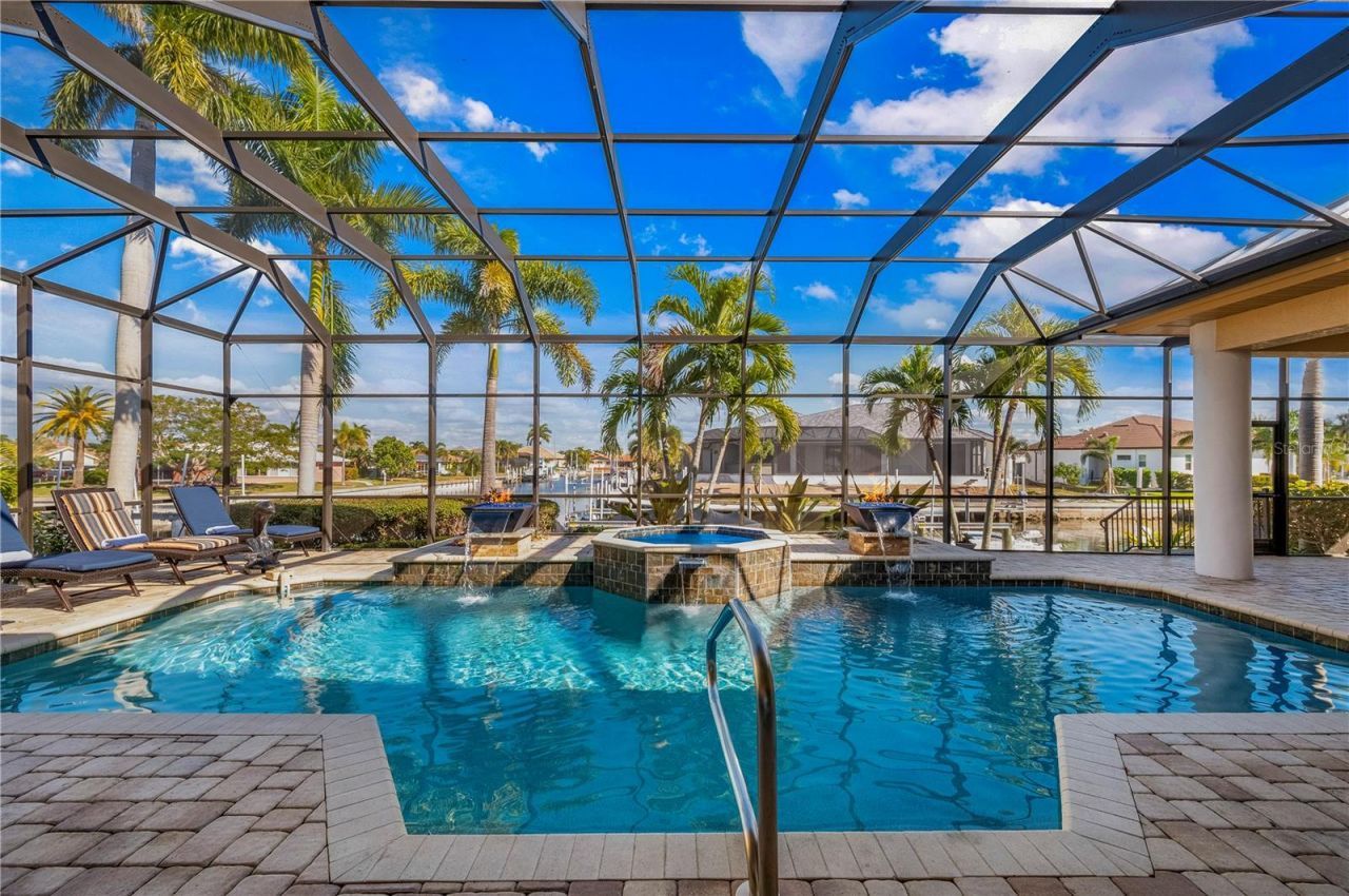 48 Colony Point Drive, Punta Gorda, FL 33950 Photo