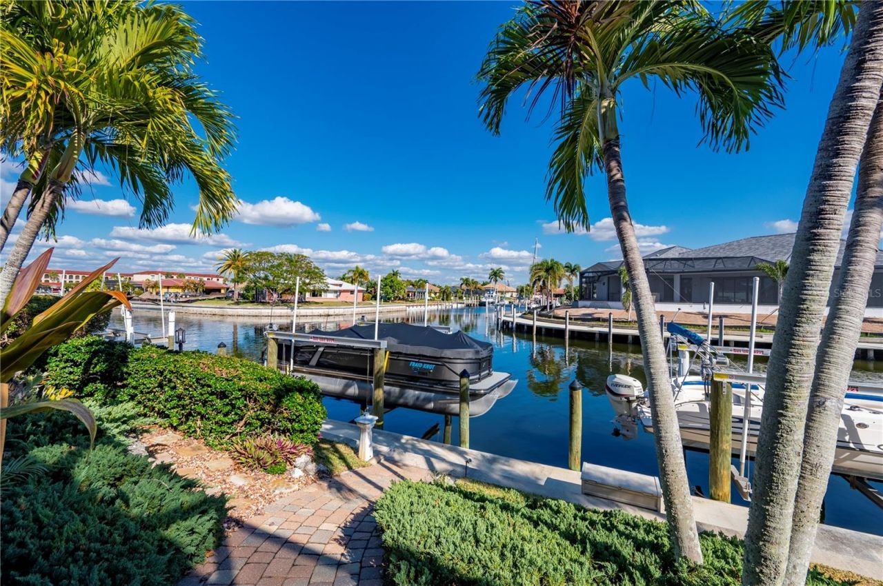 48 Colony Point Drive, Punta Gorda, FL 33950 Photo